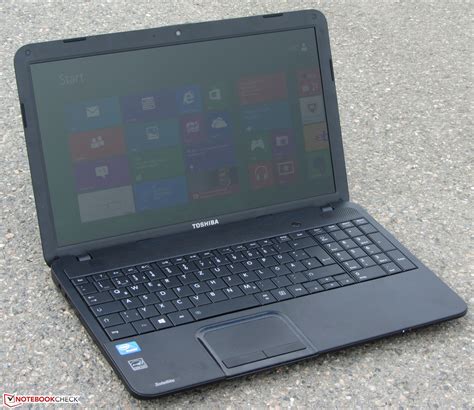 toshiba satellite c850 i3.